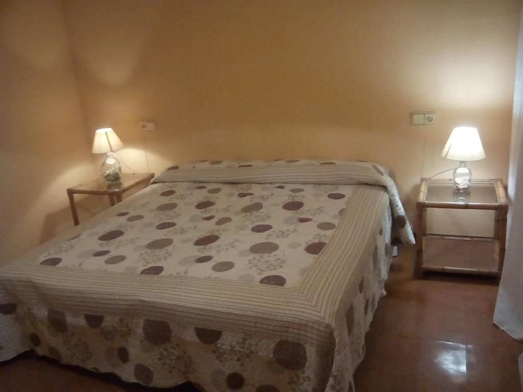 Puig Gros Hotel Montras Room photo